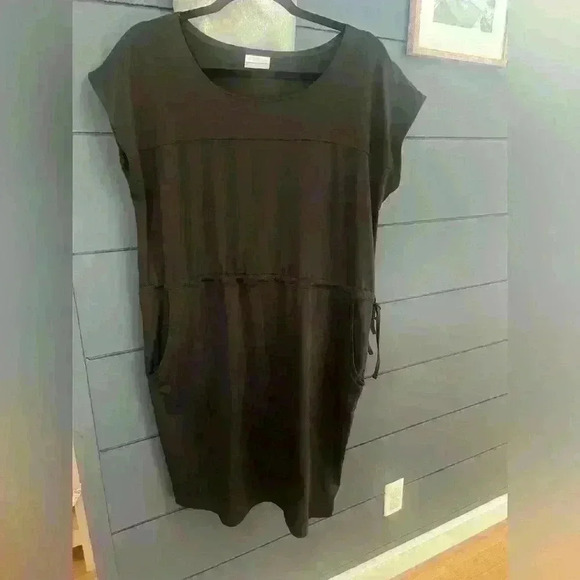 Columbia Cold Bay 2 Dress Safe T-Shirt Drawstring UPF Outdoors Omni-Shade Size L - Picture 1 of 5